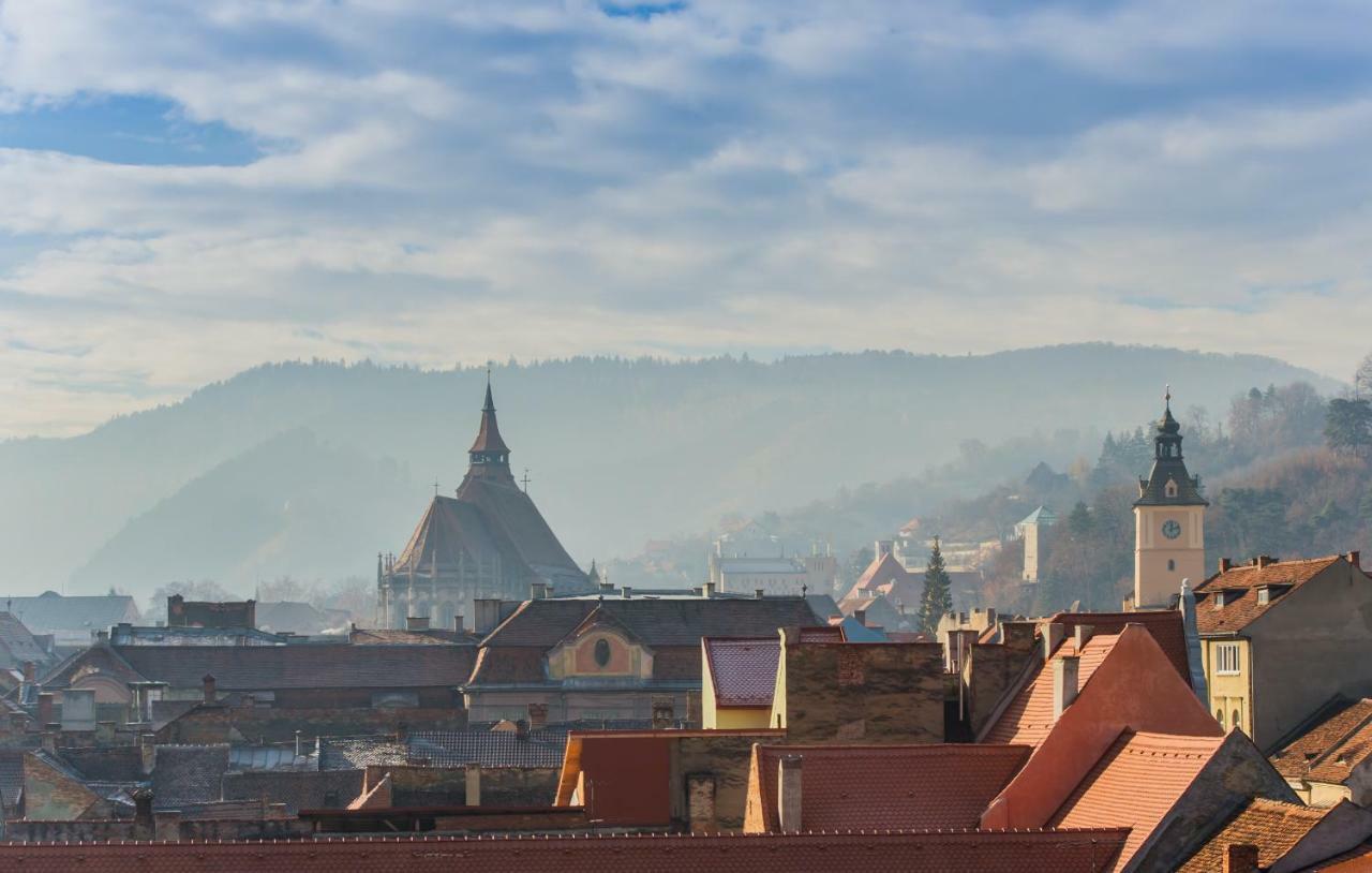Rooftop Central Apartment Braşov Dış mekan fotoğraf