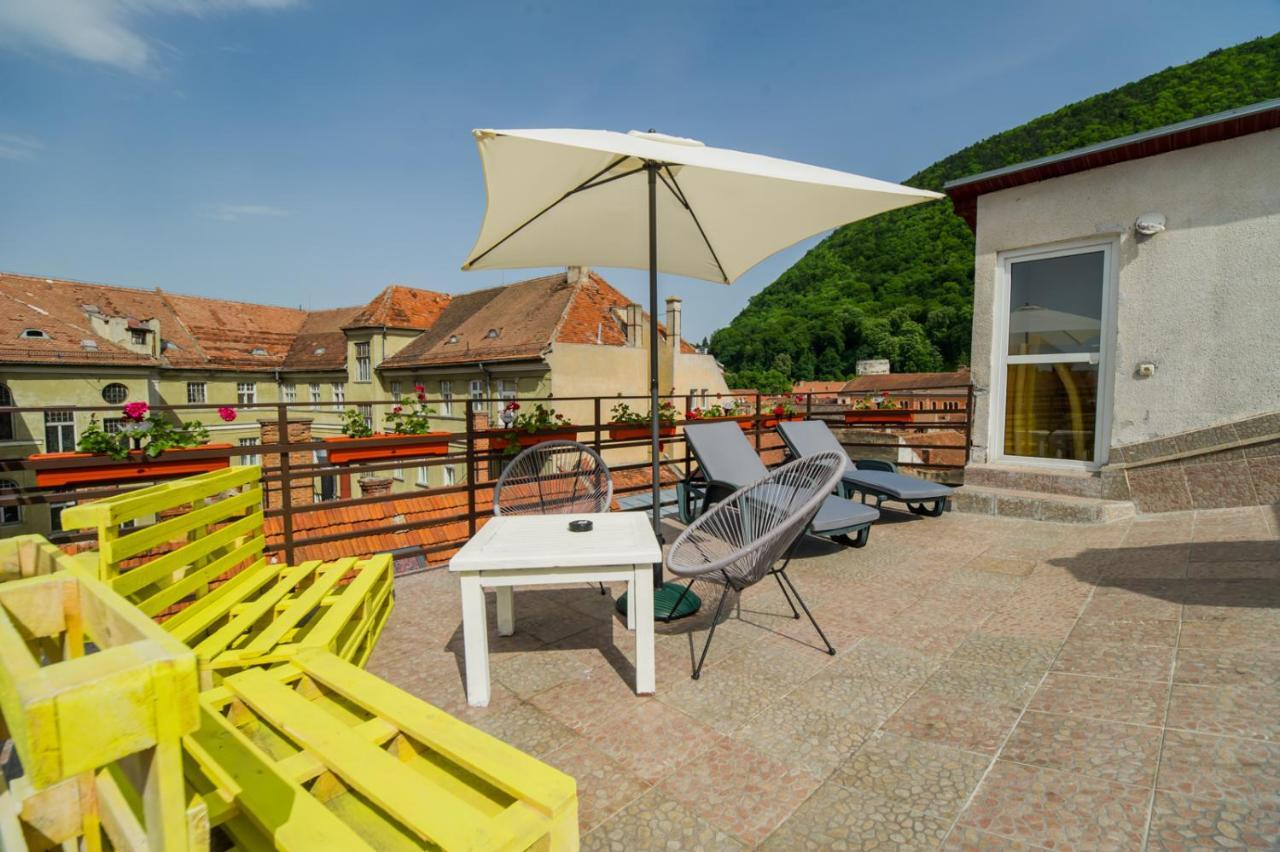 Rooftop Central Apartment Braşov Dış mekan fotoğraf
